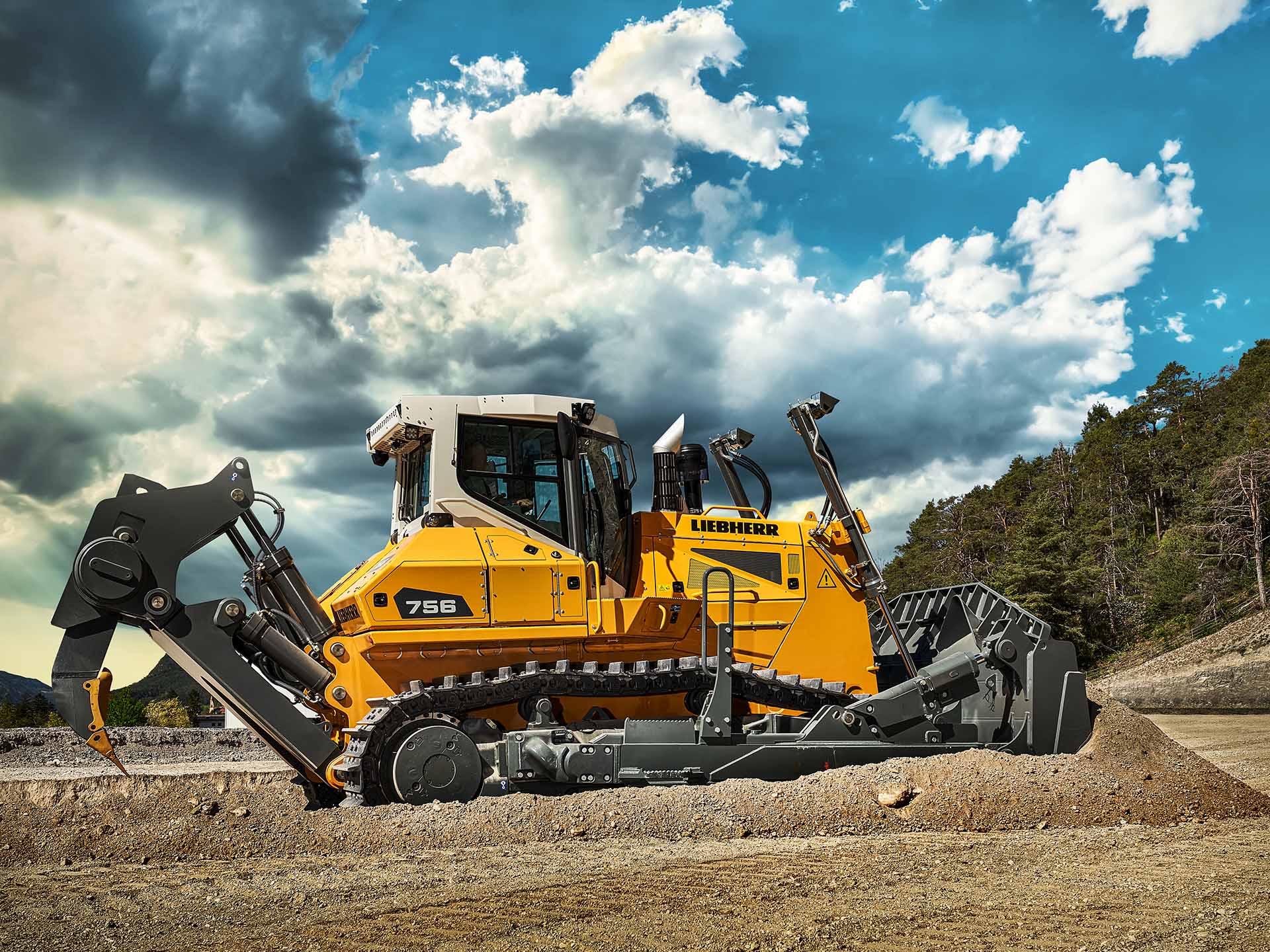 Liebherr Erdbeweger mit LFI-Teilen und Spezialfolie